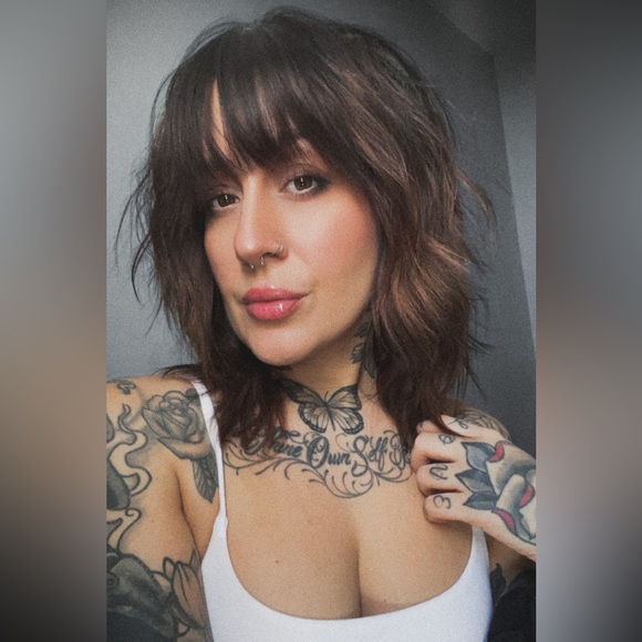 Meet your Posher, Ricki - Picture 1 of 1